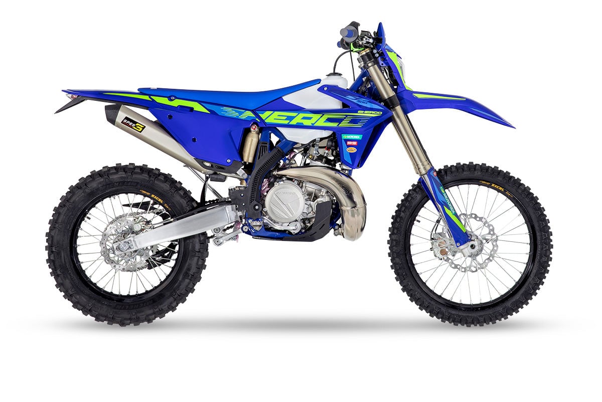 300 SE FACTORY 2026 - Image 1