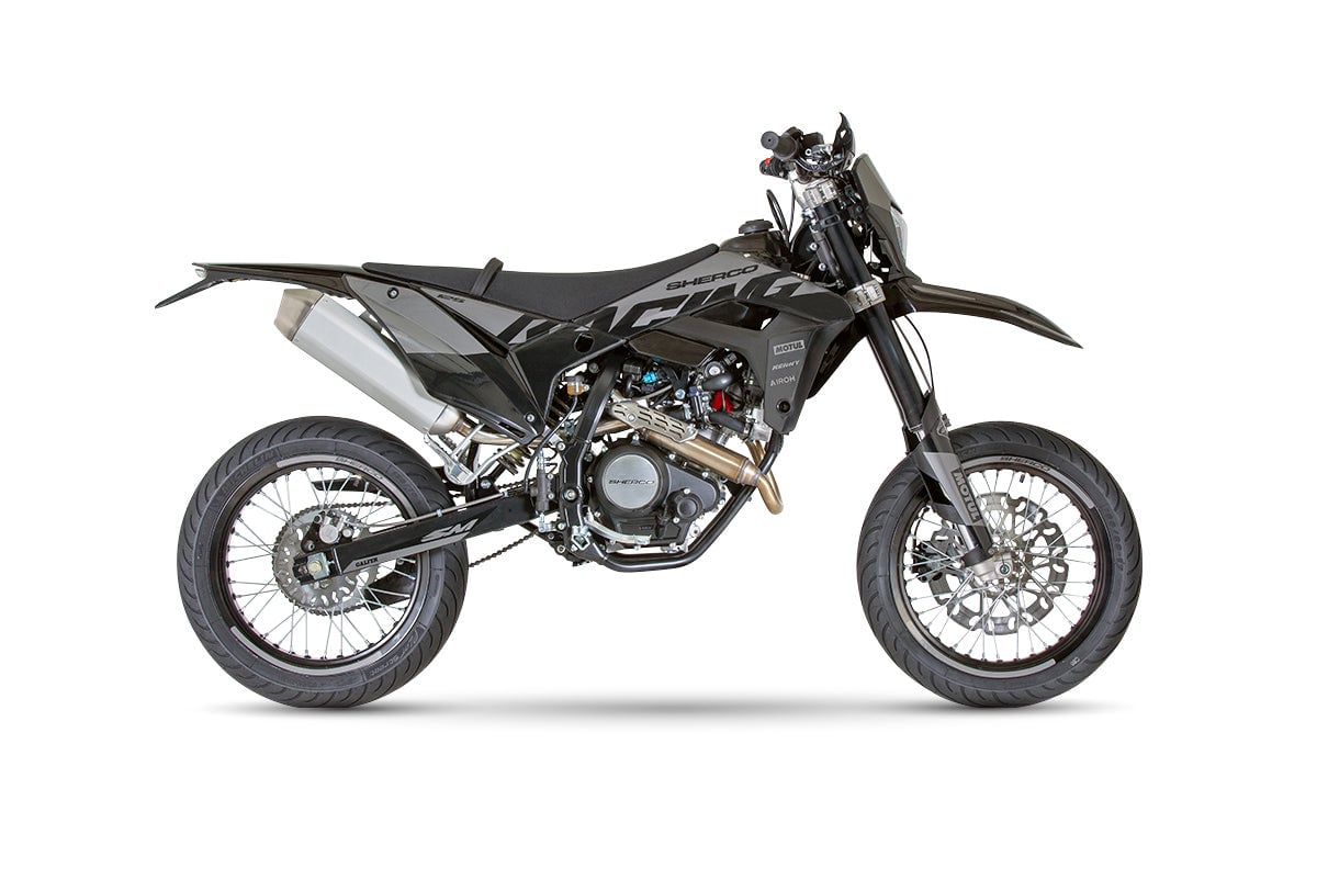 125 4T SM-RS BLACKMOON 2026 - Image 1