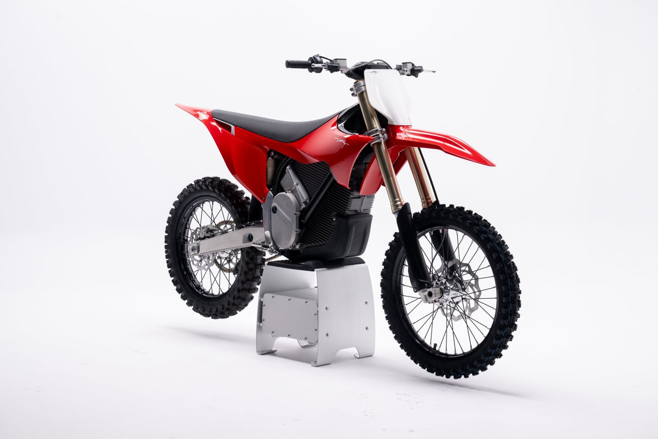 Stark Varg MX 1.2 60HP - Image 3