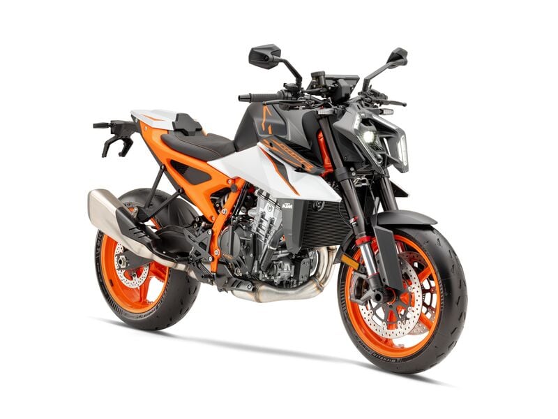 MY26 KTM 990 DUKE R - Image 3