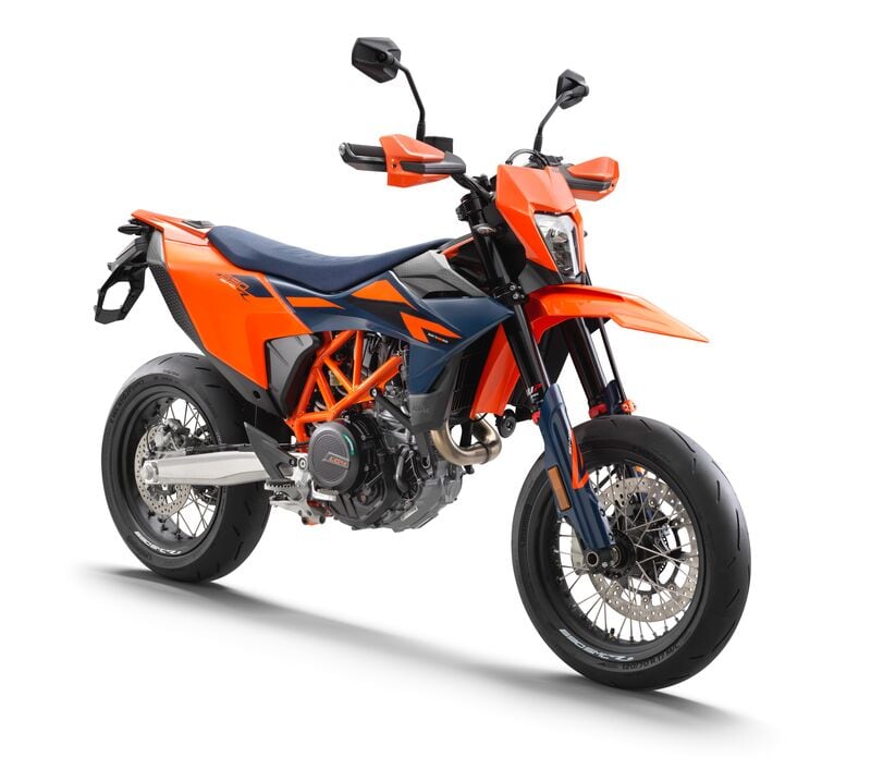 MY26 KTM 690 SMC R - Image 5