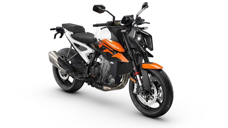 MY26 KTM 990 DUKE - Image 3