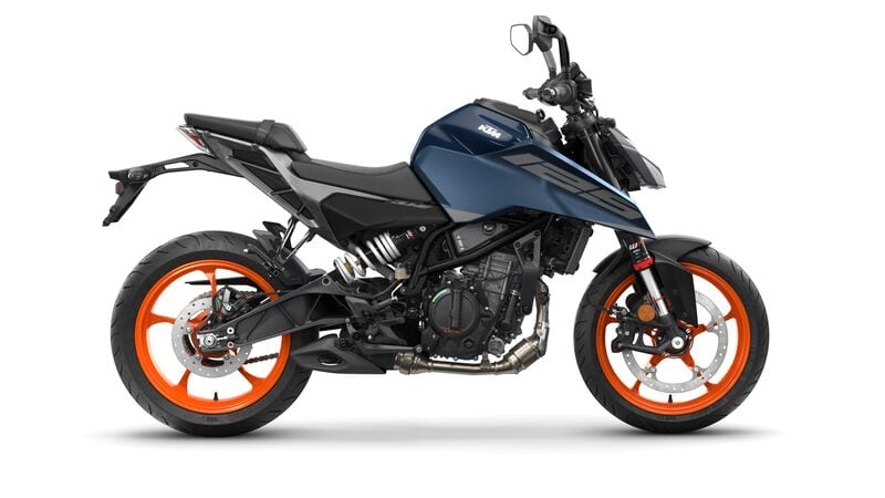 MY26 KTM 125 DUKE - Image 1