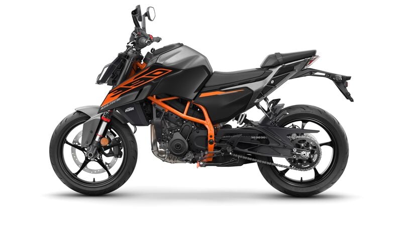 MY26 KTM 390 DUKE - Image 2
