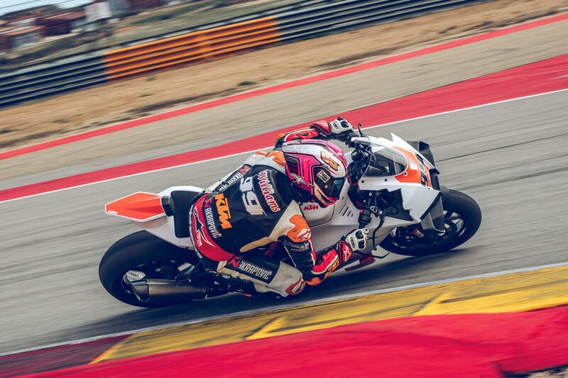 2026 KTM Supersport