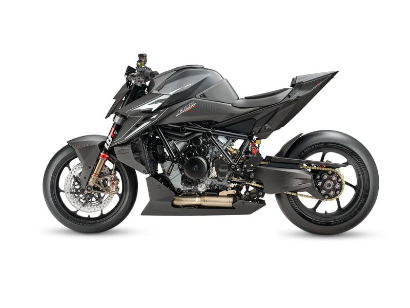 MY26 KTM 1390 SUPER DUKE RR TRACK - Image 2