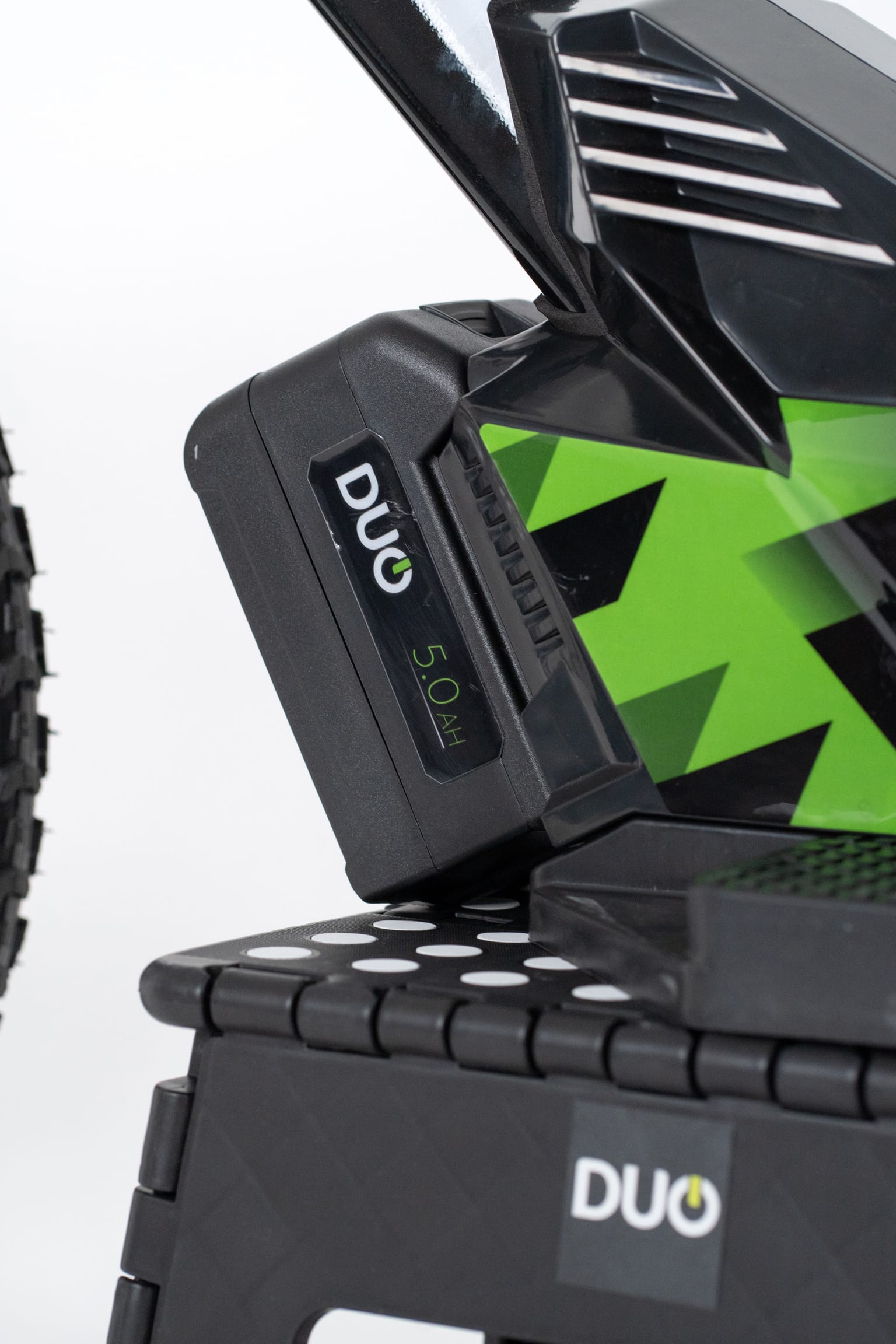 DUO 16" Master PRO Electric Balance Bike - Image 10