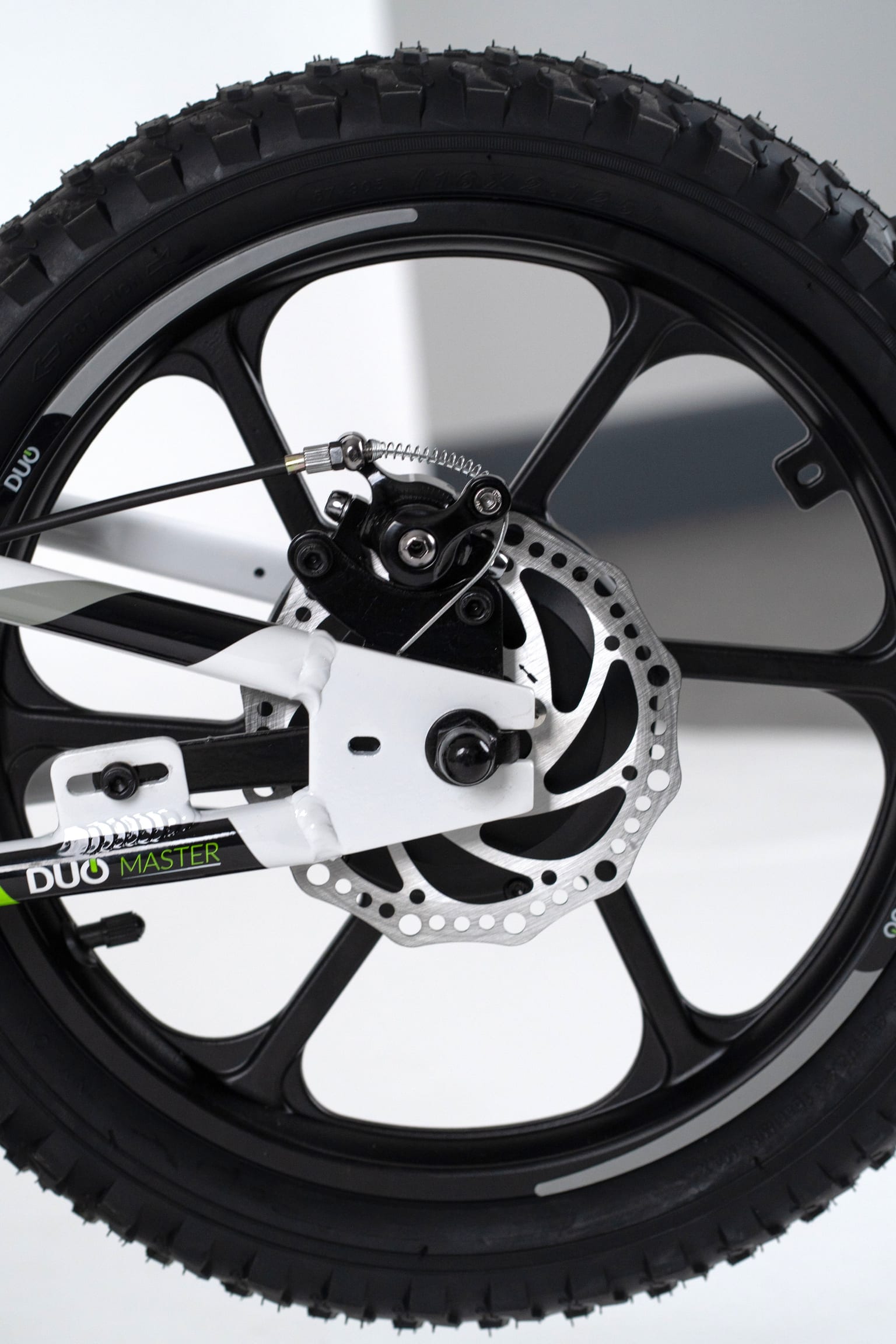 DUO 16" Master Kids Electric Balance Bike - Image 10