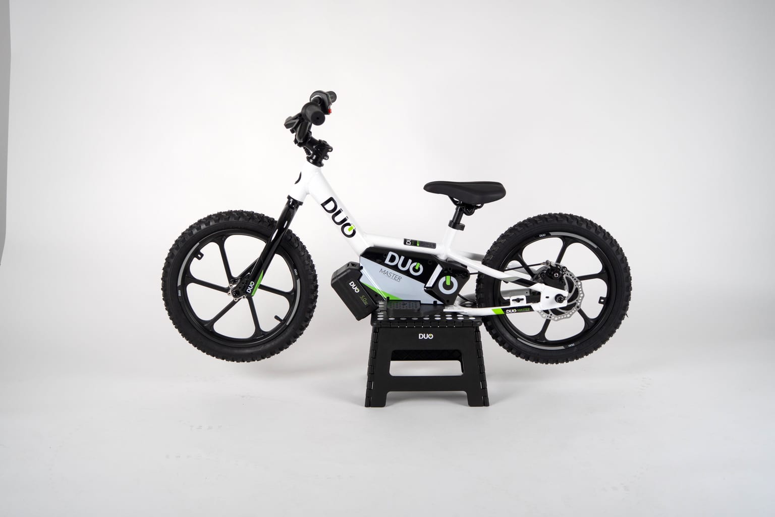 DUO 16" Master Kids Electric Balance Bike - Image 8
