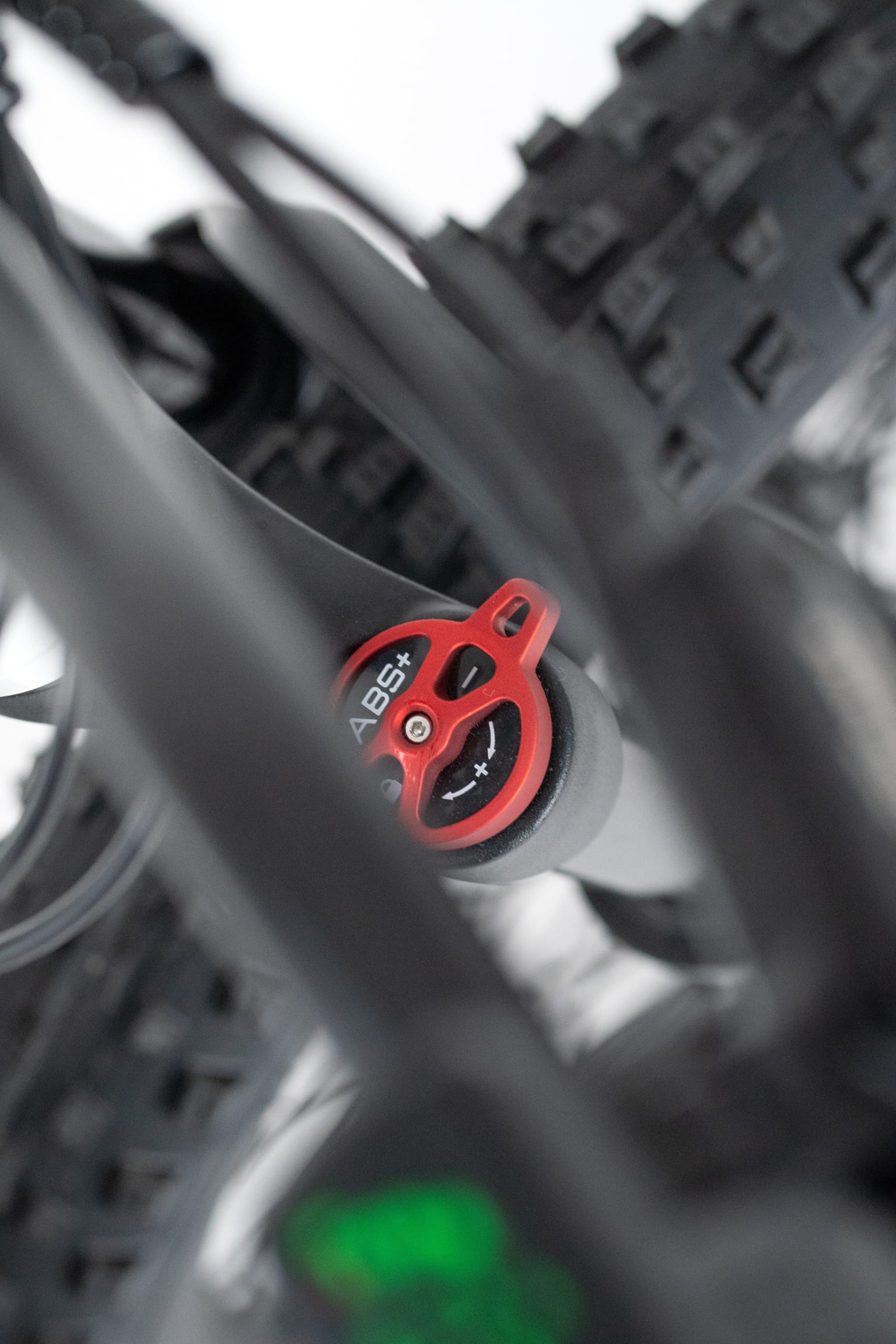 DUO 20" Podium PRO Electric Balance Bike - Image 15