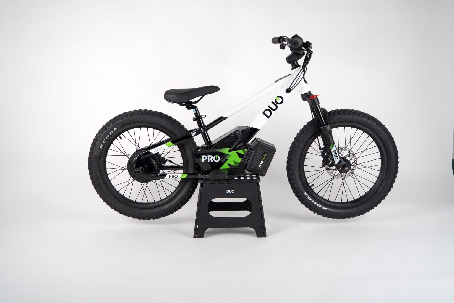DUO 20" Podium PRO Electric Balance Bike - Image 4
