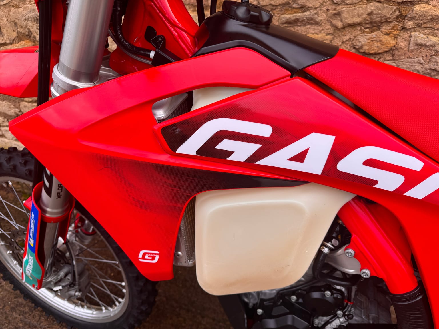GasGas EC250F Enduro Bike, 2024 Model, Road Reg'd, 27 Hours, Immaculate - Image 5