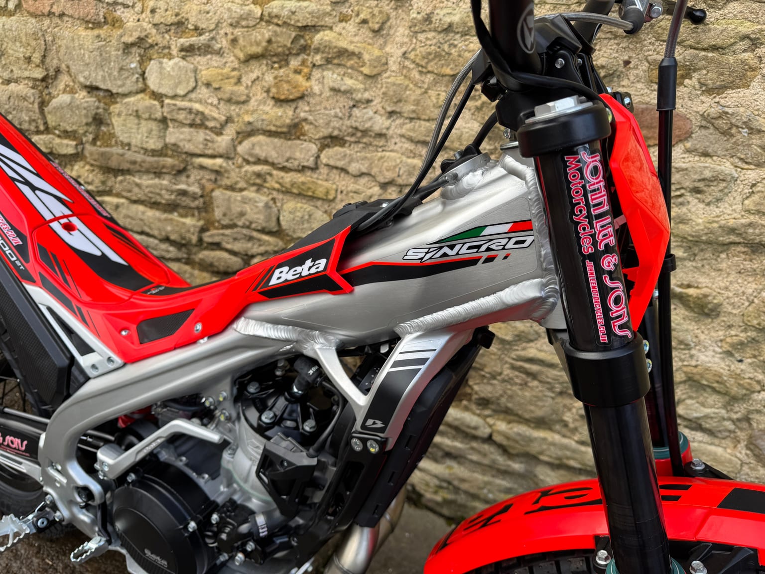 Beta Sincro 200cc Trials Bike, Brand New 2026 Model, In Stock & Ready Today - Image 5