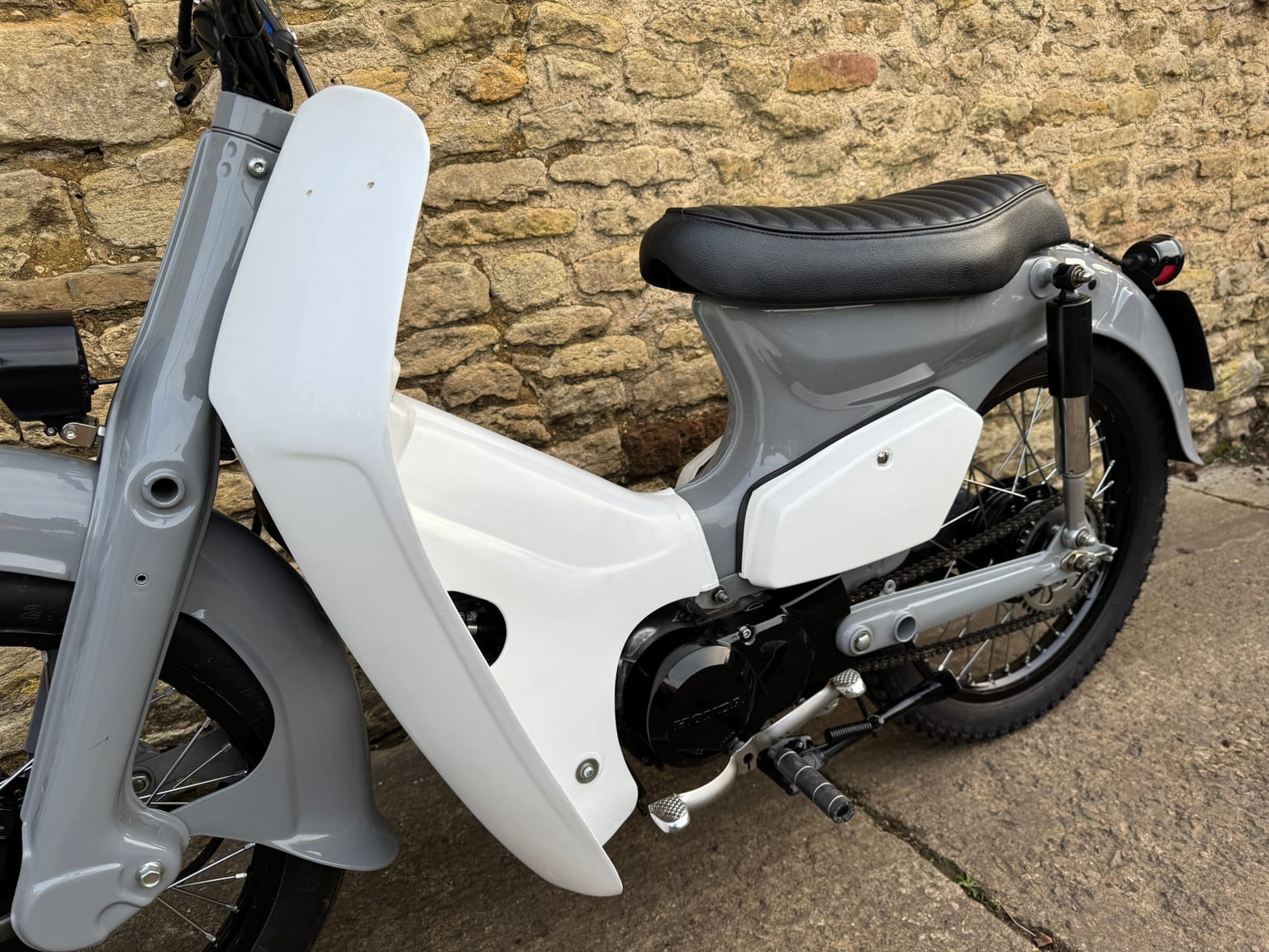 Honda C90 Custom, 2000 Model, Road Registered, Totally Stunning Condition - Image 11