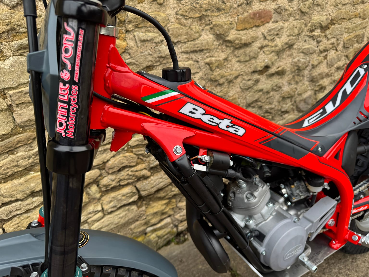 Beta EVO 80cc Senior Trials Bike, New 2026 Model, 21"/18" Wheels, In Stock & Ready - Image 6
