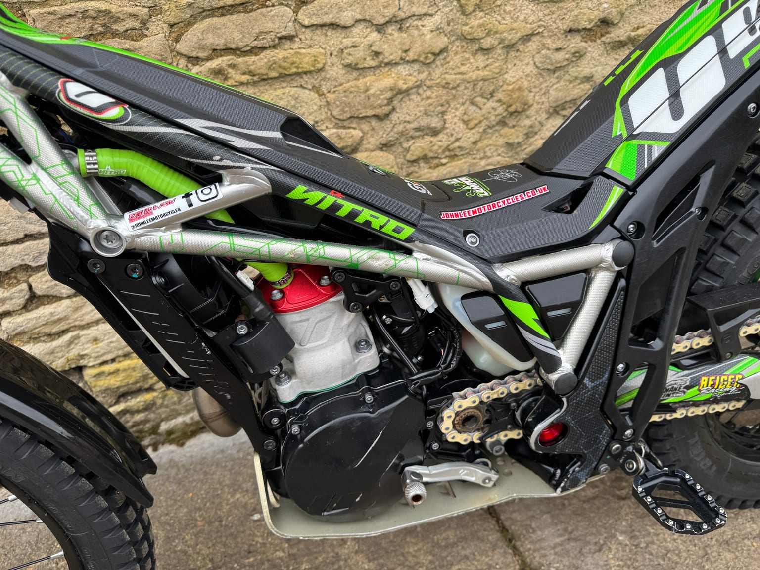 Vertigo Nitro DL 250cc Trials Bike, 2023 Model, Road Registered, Fantastic Value - Image 8