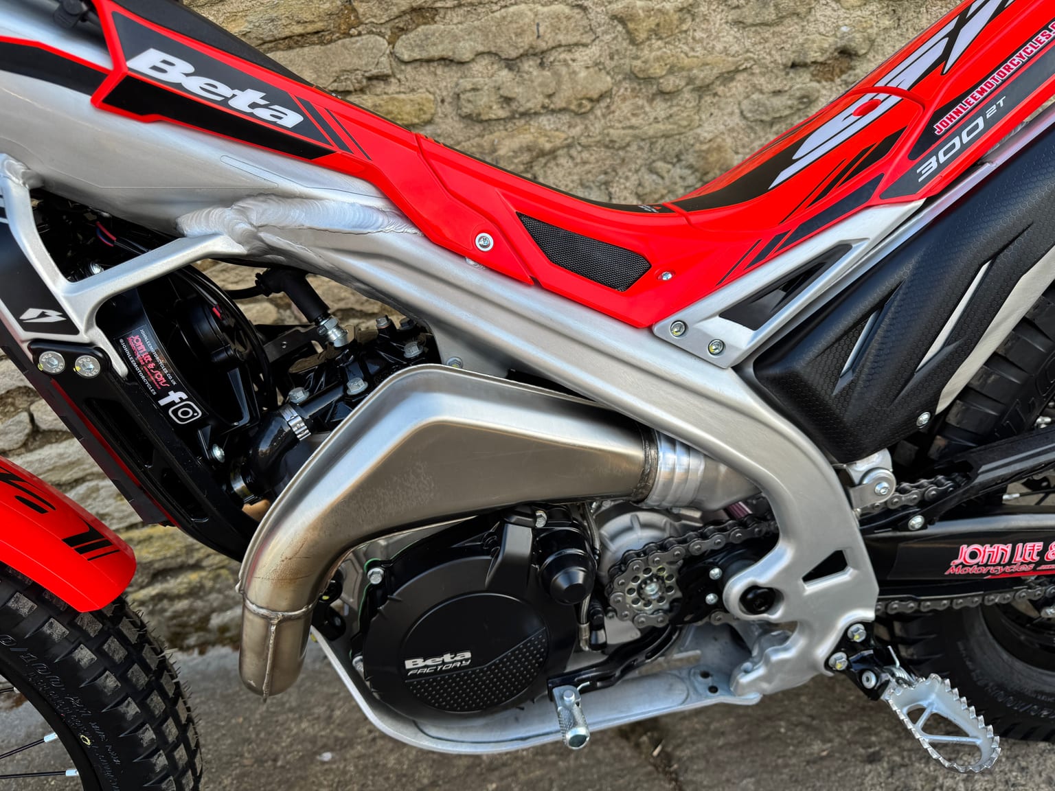 Beta Sincro 300cc Trials Bike, 2026 Model, Road Registered, Ridden Twice - Image 9