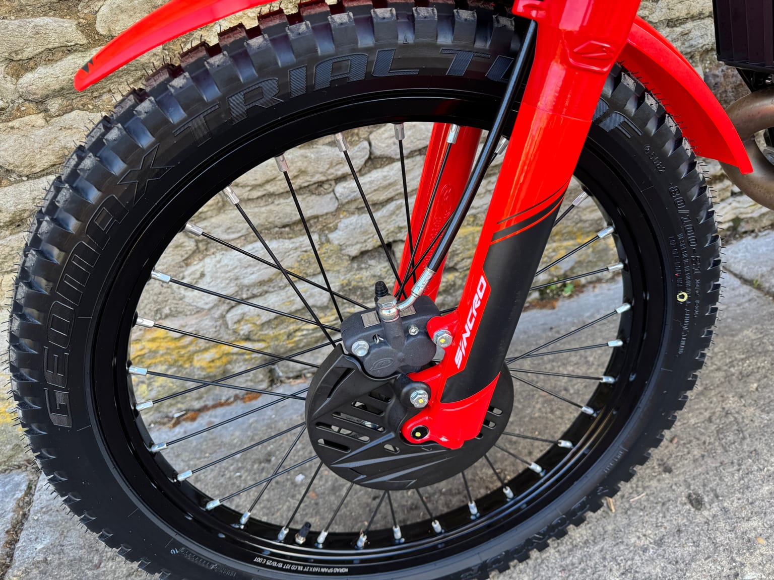 Beta Sincro 300cc Trials Bike, 2026 Model, Road Registered, Ridden Twice - Image 10
