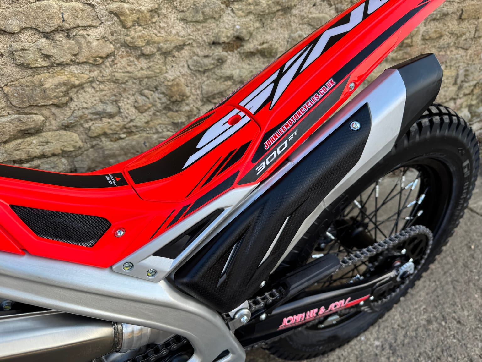 Beta Sincro 300cc Trials Bike, 2026 Model, Road Registered, Ridden Twice - Image 12