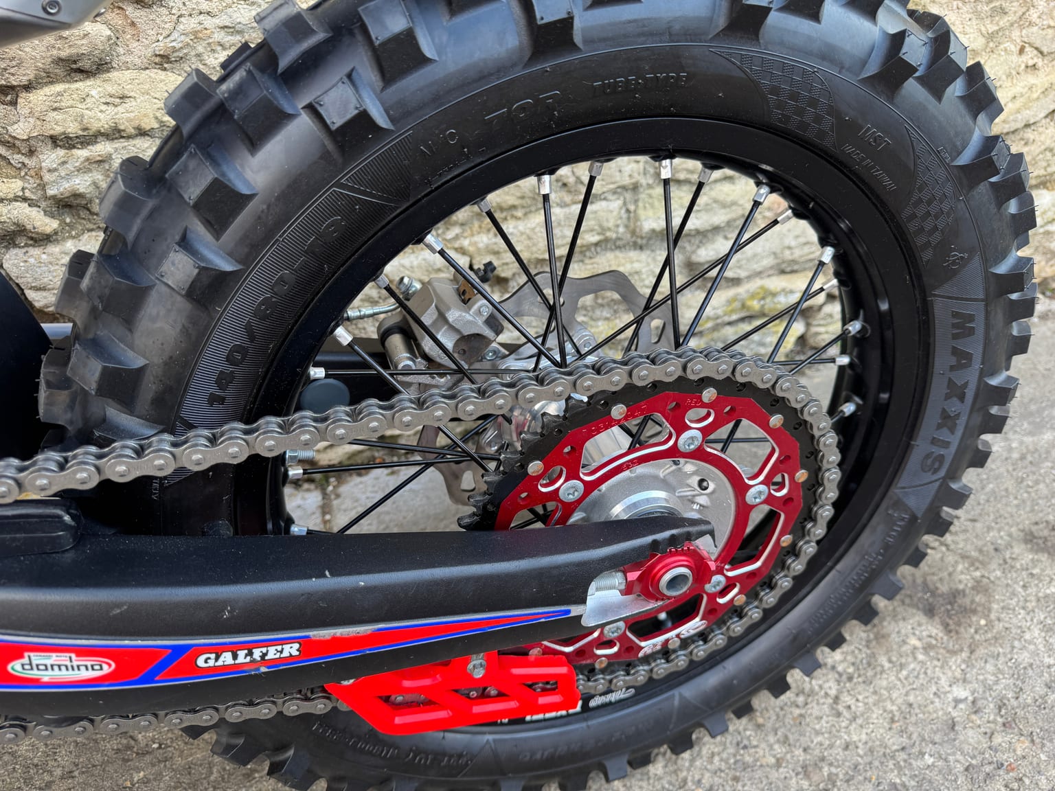 Beta RR350 4T Racing Enduro Bike, 2025 Model, 35 Hours, Lovely Condiiton - Image 3
