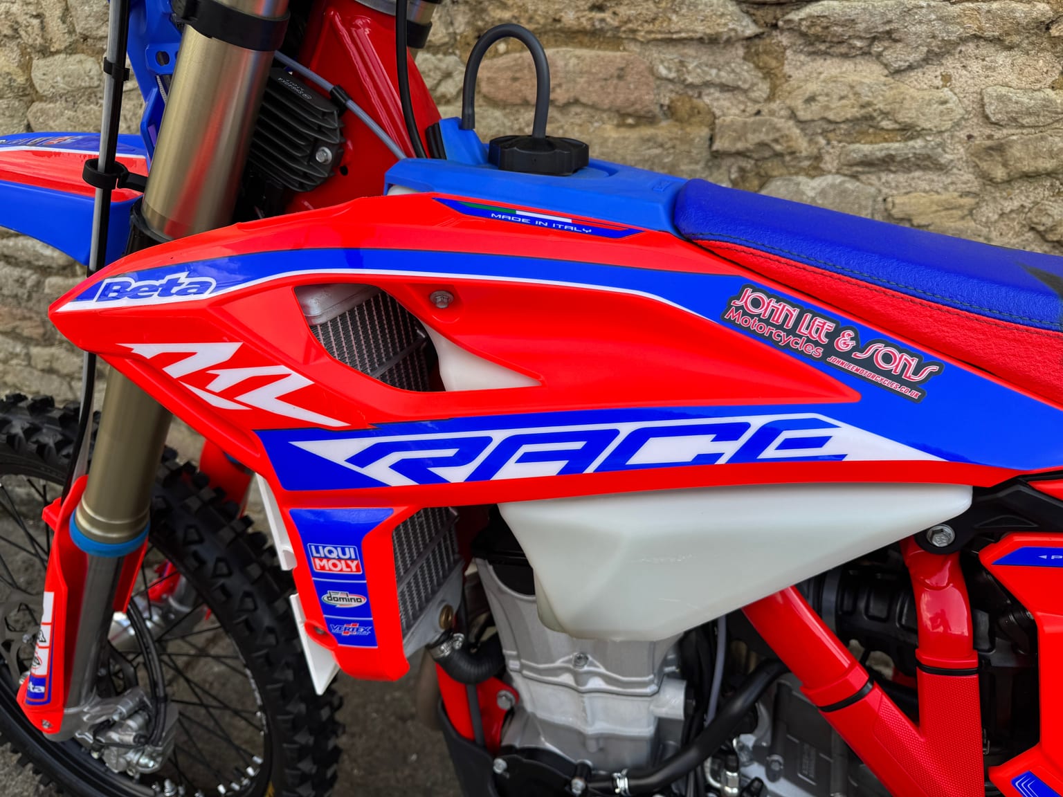 Beta RR350 4T Racing Enduro Bike, 2025 Model, 35 Hours, Lovely Condiiton - Image 5