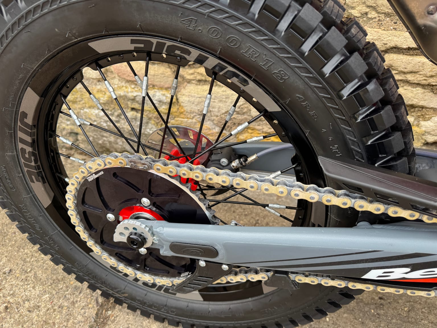 Beta EVO 200cc Trials Bike, 2025 Model, Road Registered, Totally Immaculate - Image 9