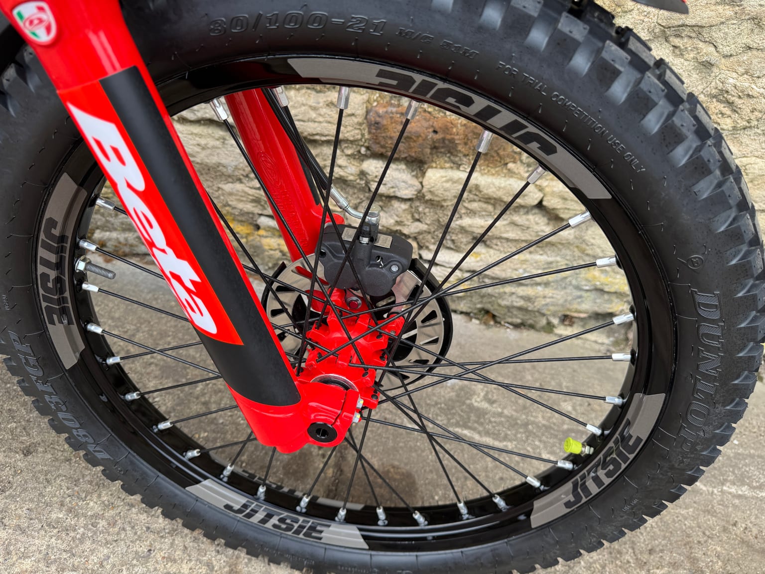 Beta EVO 200cc Trials Bike, 2025 Model, Road Registered, Totally Immaculate - Image 11