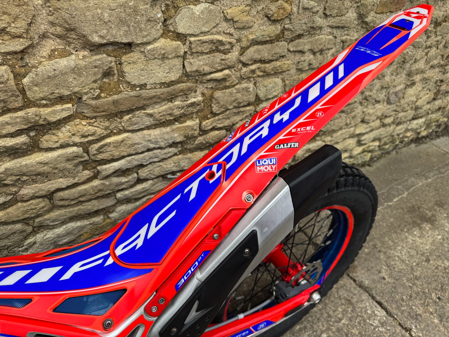 Beta EVO 300cc Factory Trials Bike, 2024 Model, Road Registered, Clearance Price - Image 7