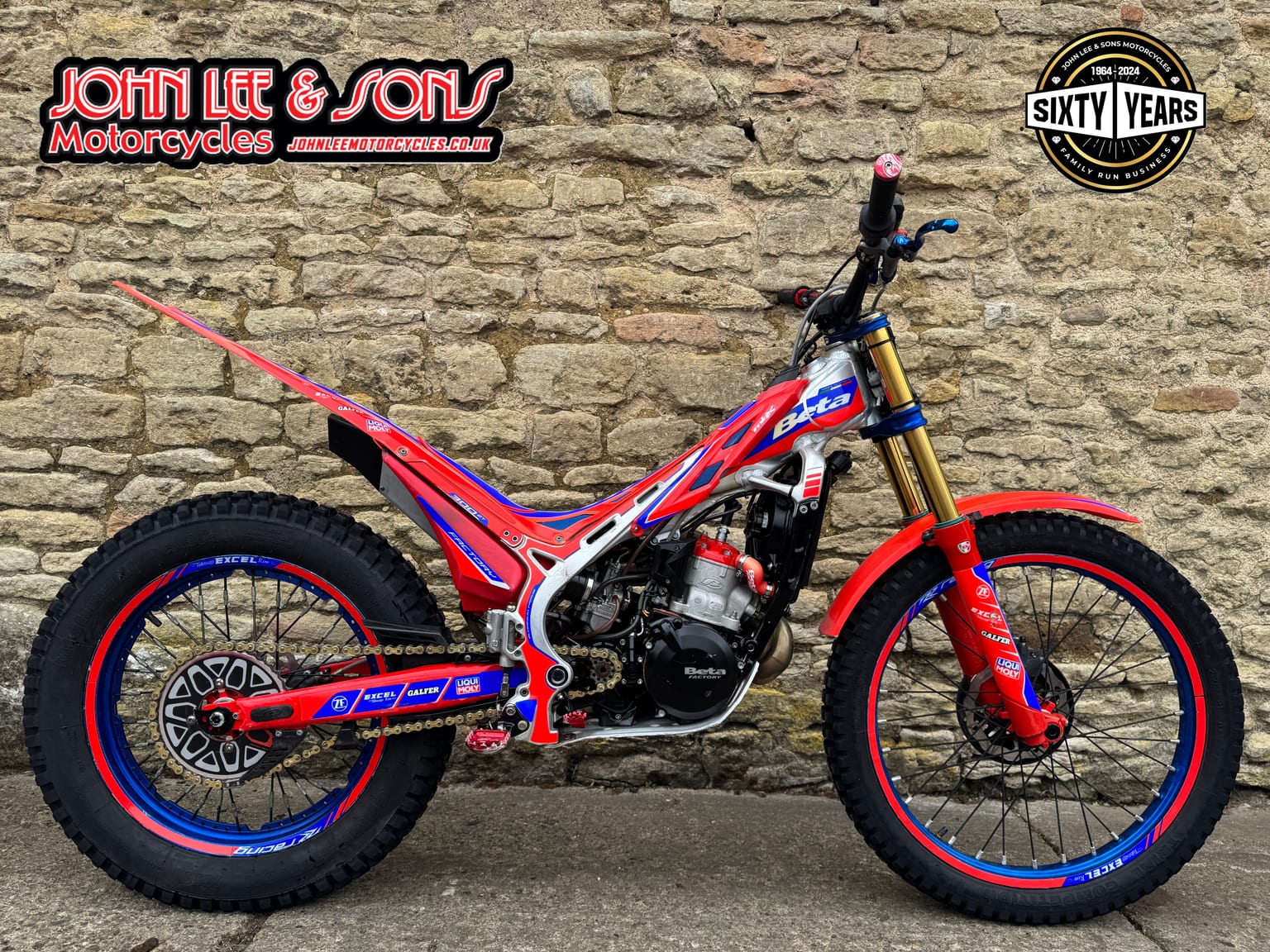 Beta EVO 300cc Factory Trials Bike, 2024 Model, Road Registered, Clearance Price - Image 2