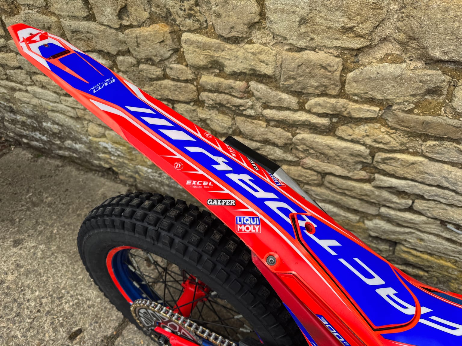Beta EVO 300cc Factory Trials Bike, 2024 Model, Road Registered, Clearance Price - Image 9