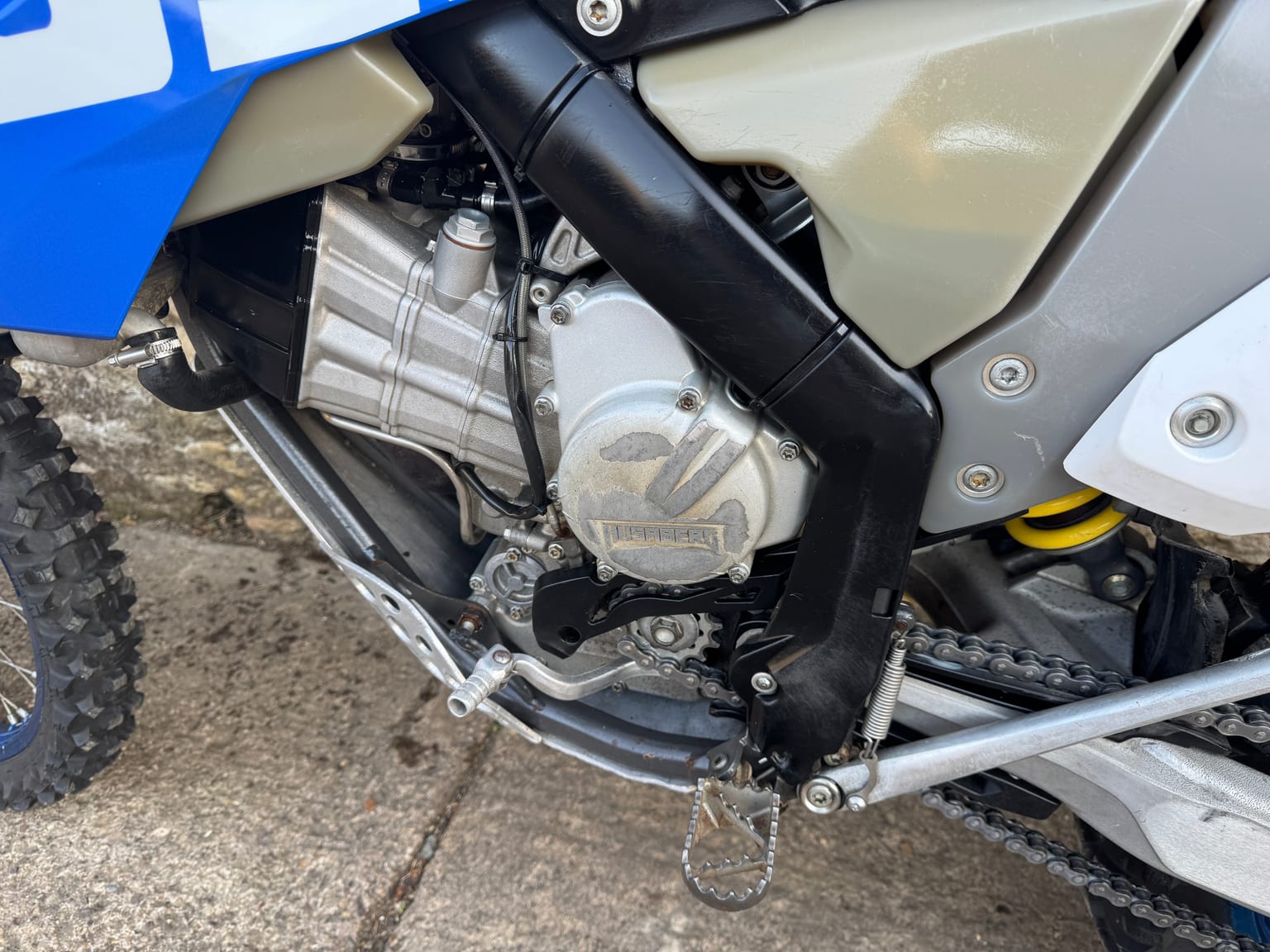 Husaberg FE450 Enduro Bike, 2009 Model, Road Reg'd, Clean & Standard Condition - Image 4