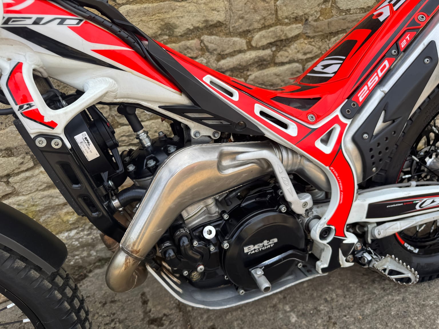Beta EVO 250cc Trials Bike, 2021 Model, Clearance Price - Image 5