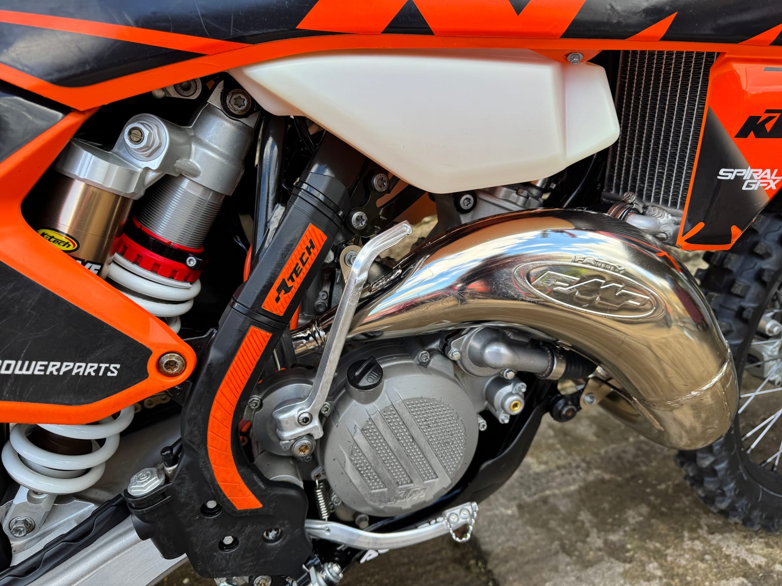 KTM XC-W 125cc Enduro Bike, 2017 Model, Road Registered, Well Sorted & immaculate - Image 4