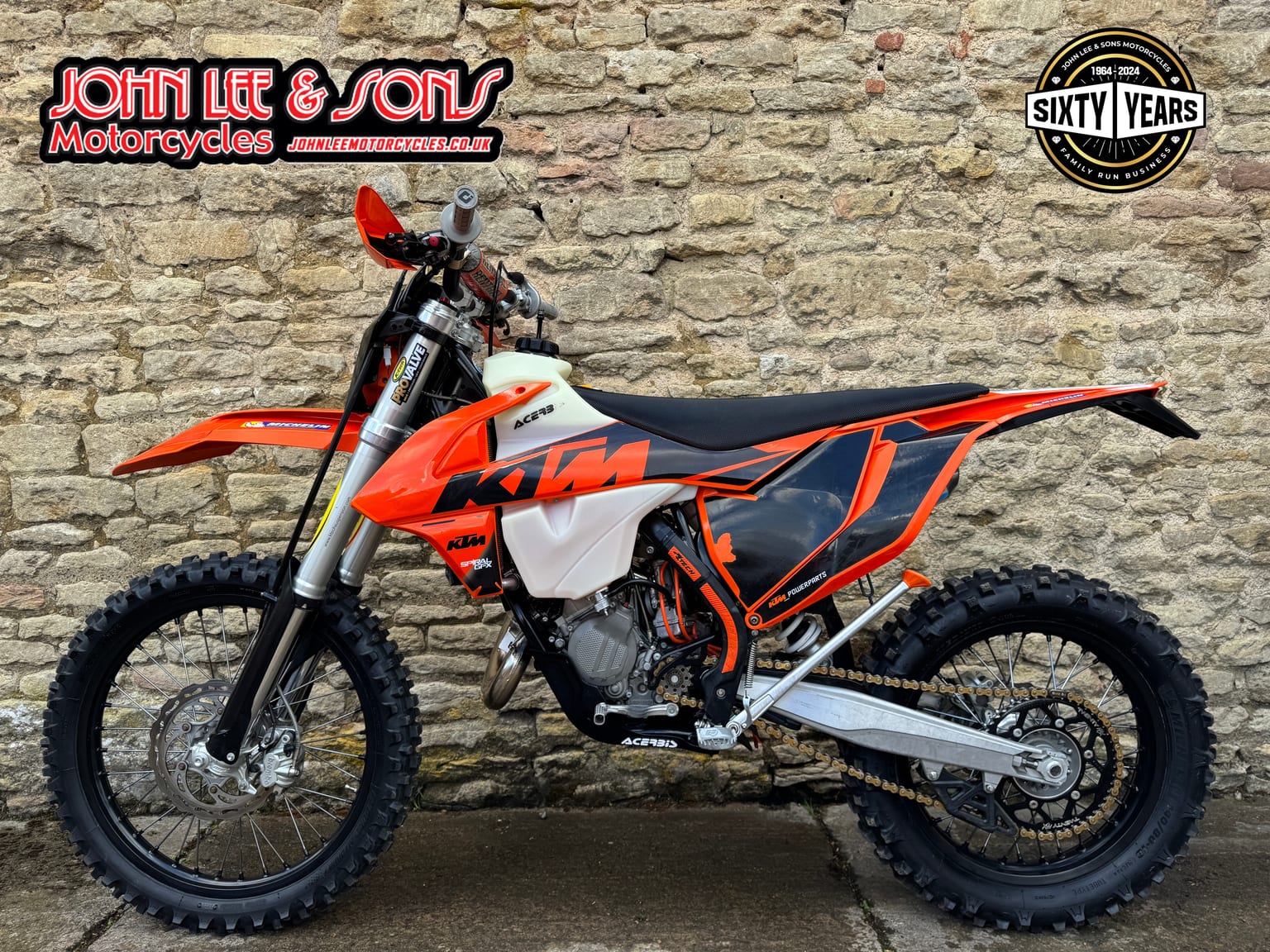 KTM XC-W 125cc Enduro Bike, 2017 Model, Road Registered, Well Sorted & immaculate - Image 2