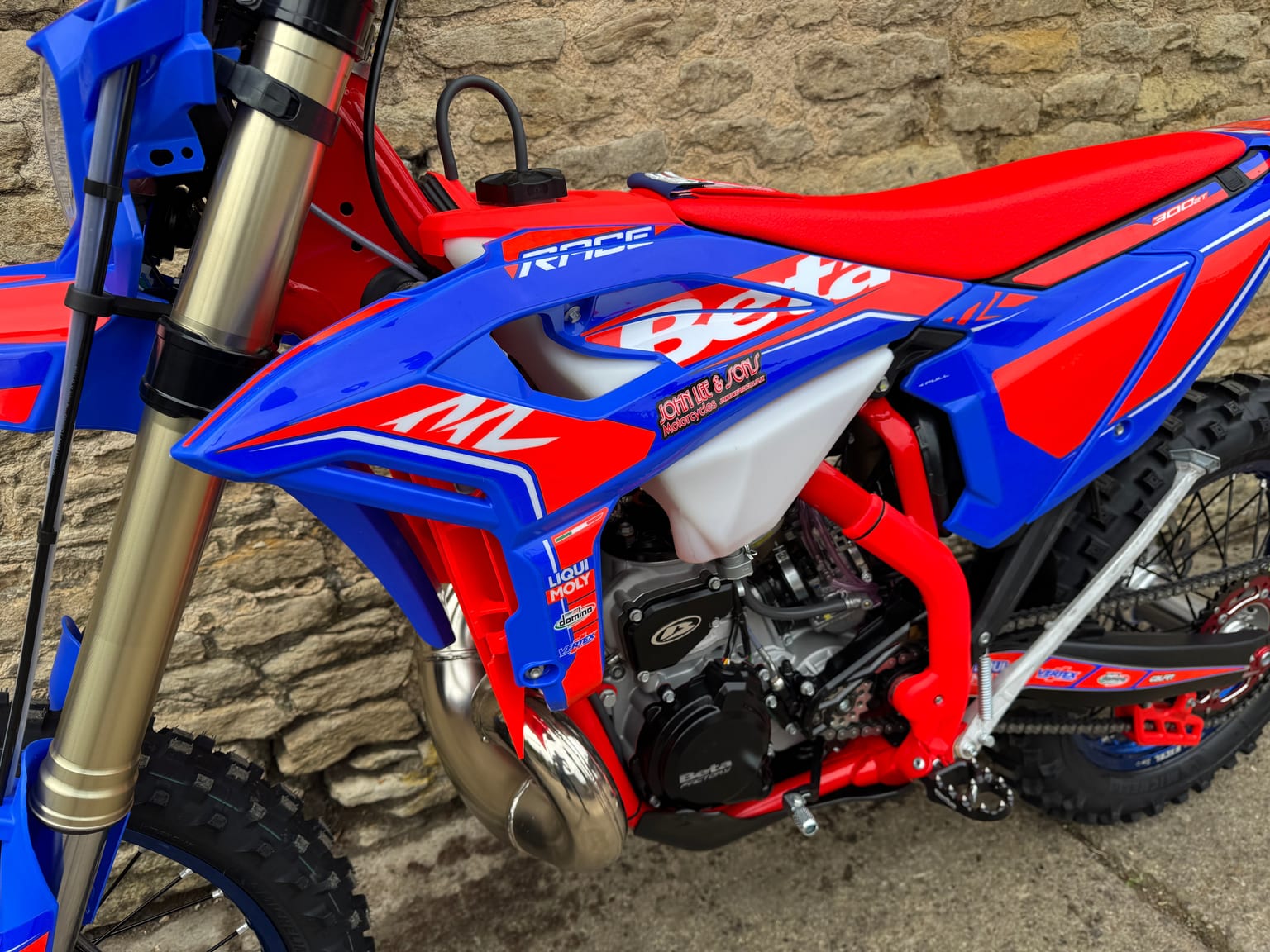Beta RR300 2T Racing, New 2026 Model, Michelins & Blue Wheels, In Stock - Image 13
