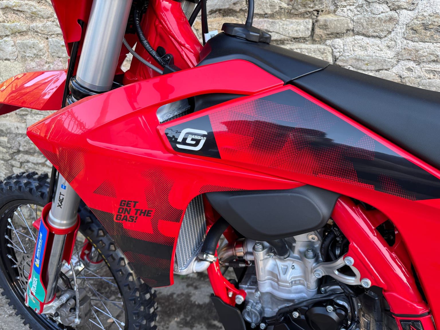 GasGas MC250F Motocross Bike, 2026 Model, Race Ready With Akrapovic - Image 5