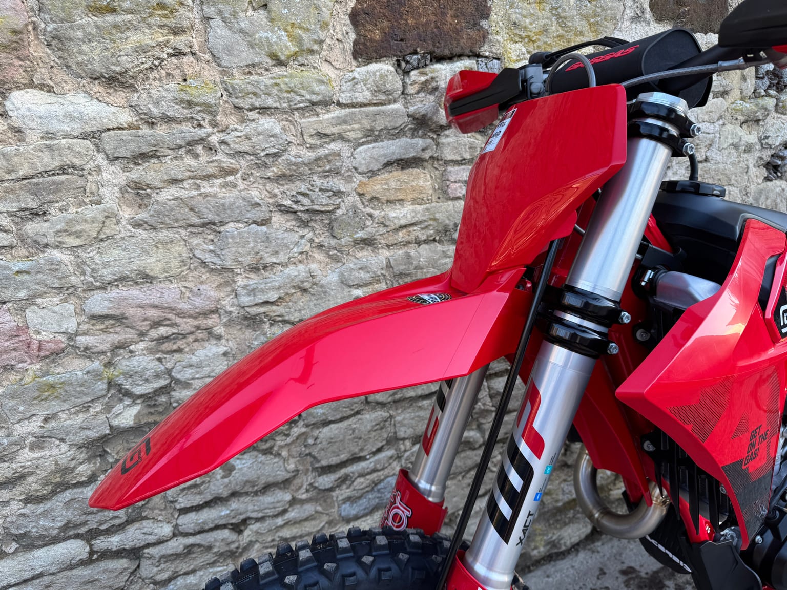 GasGas MC250F Motocross Bike, 2026 Model, Race Ready With Akrapovic - Image 7