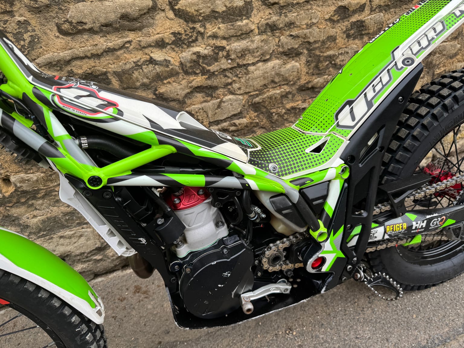Vertigo Nitro 300cc Trials Bike, 2022 Model, Clearance Price - Image 4