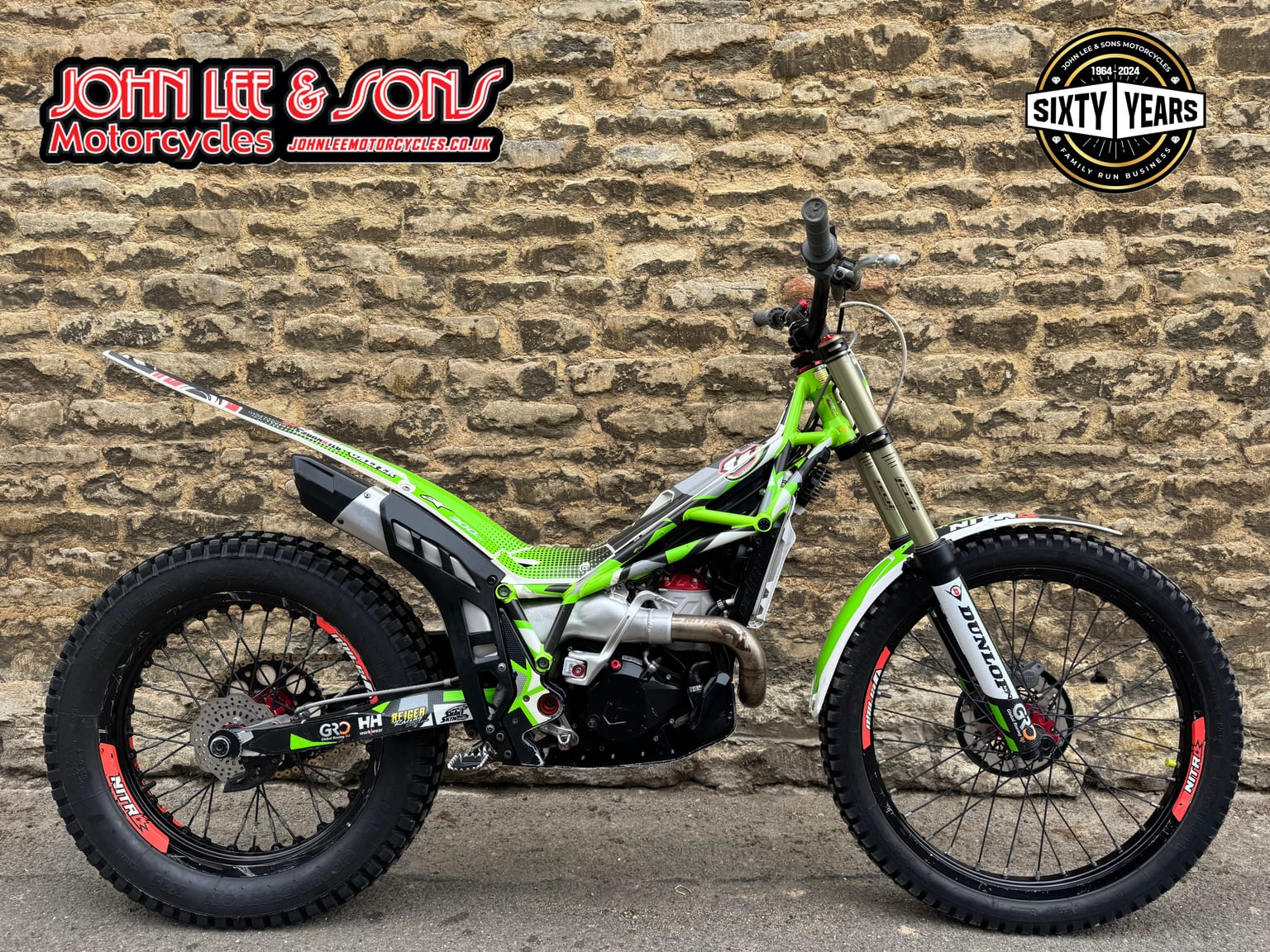 Vertigo Nitro 300cc Trials Bike, 2022 Model, Clearance Price - Image 1