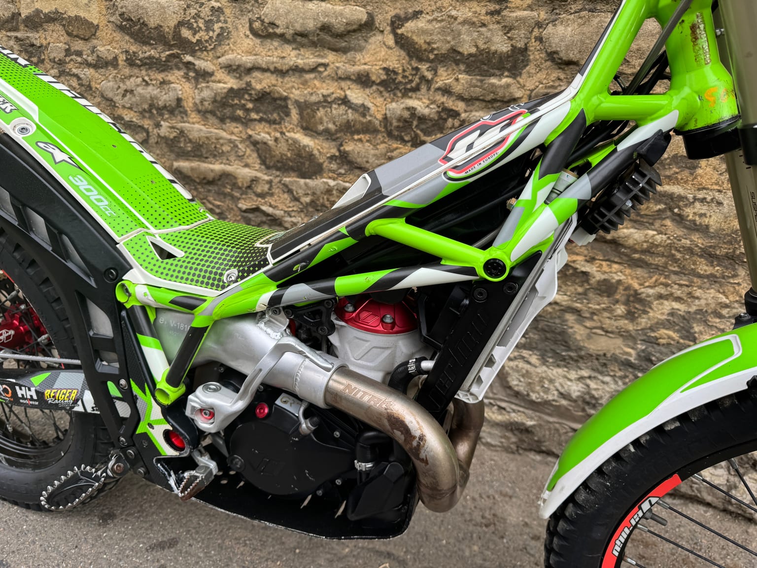 Vertigo Nitro 300cc Trials Bike, 2022 Model, Clearance Price - Image 9