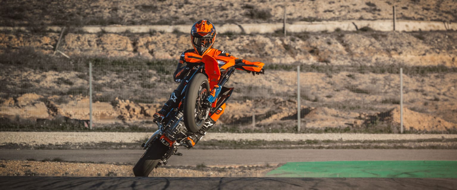 2026 KTM Supermoto