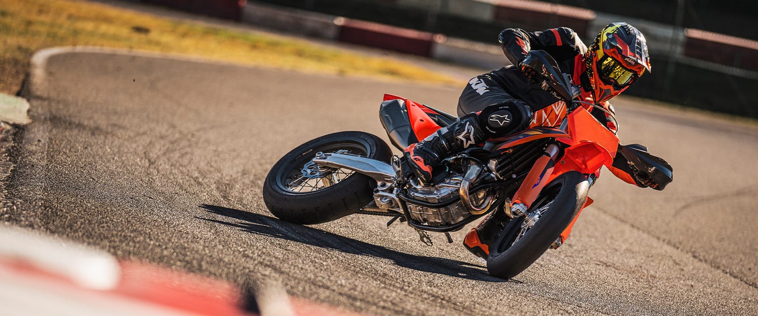 2026 KTM Supermoto