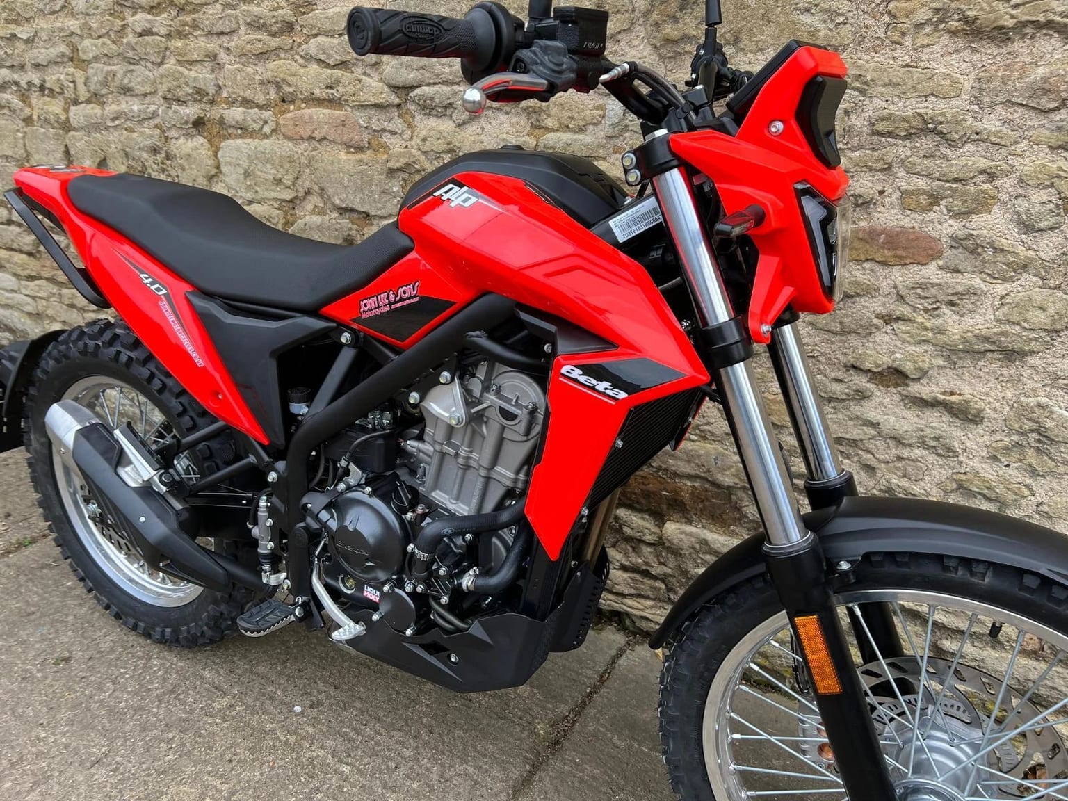Beta Alp 4.0 Trail Bike, Brand New 2025 Model, In Stock, Both Colours Available - Image 11