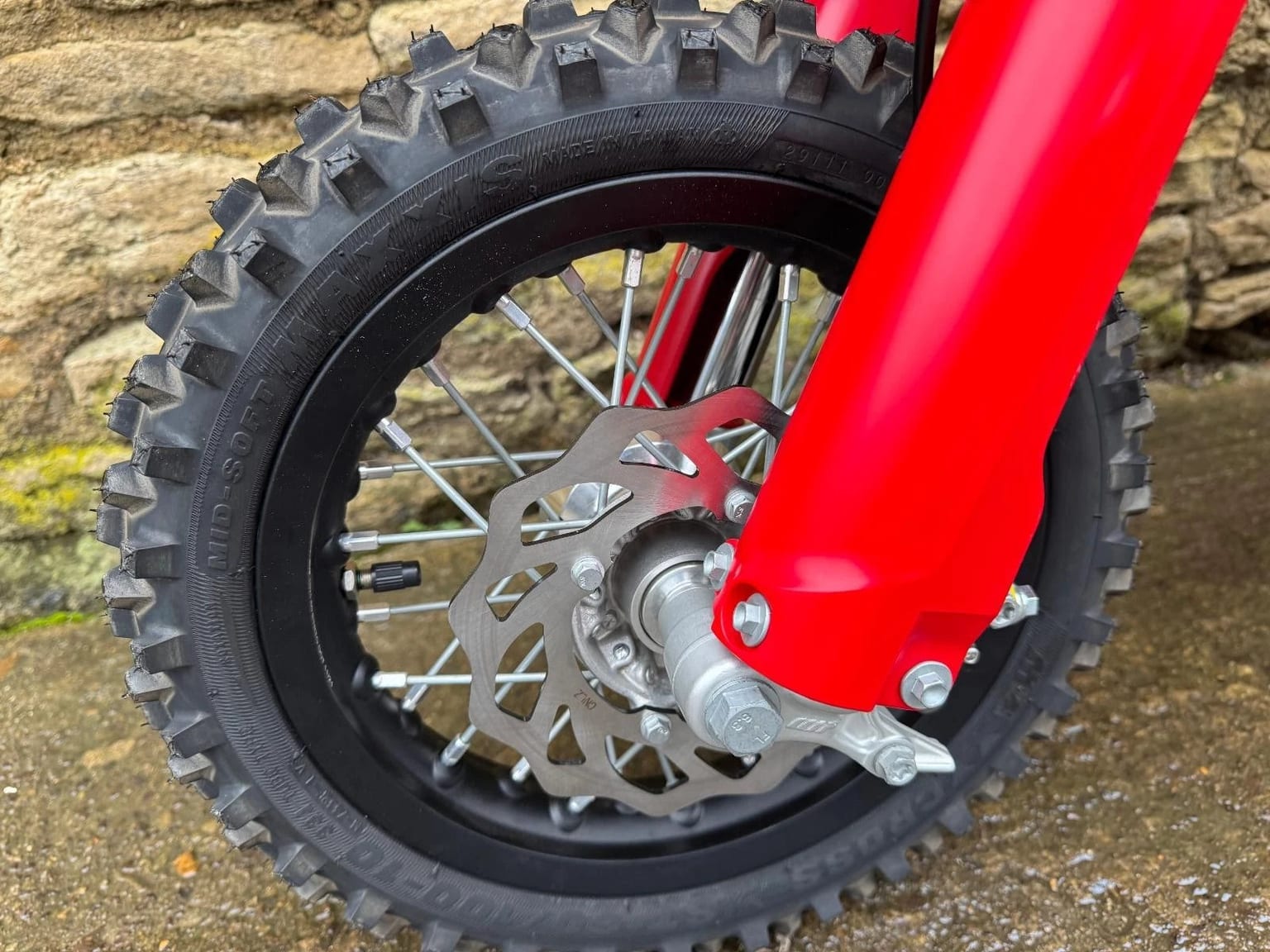 Gas Gas MC-E 3 Electric Kids Motocross Bike, New 2024 Model, Charger Included, Clearance - Image 8