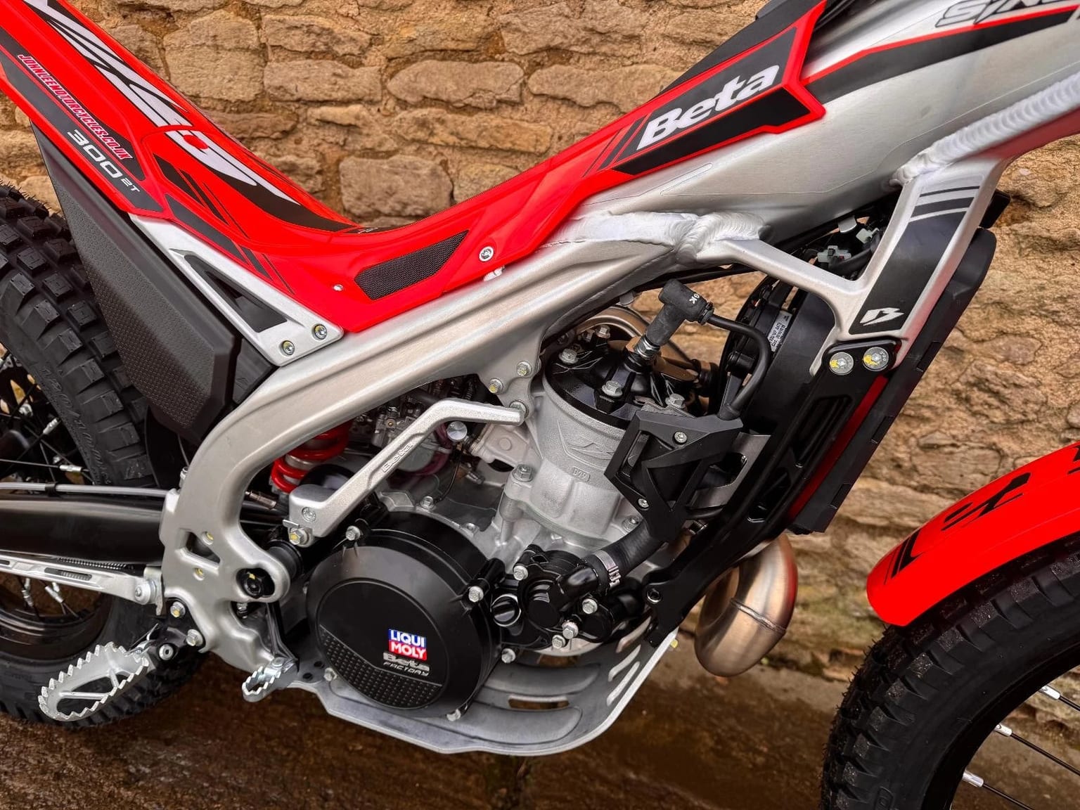 Beta Sincro 300cc Trials Bike, Brand New 2026 Model, In Stock & Ready Today - Image 9