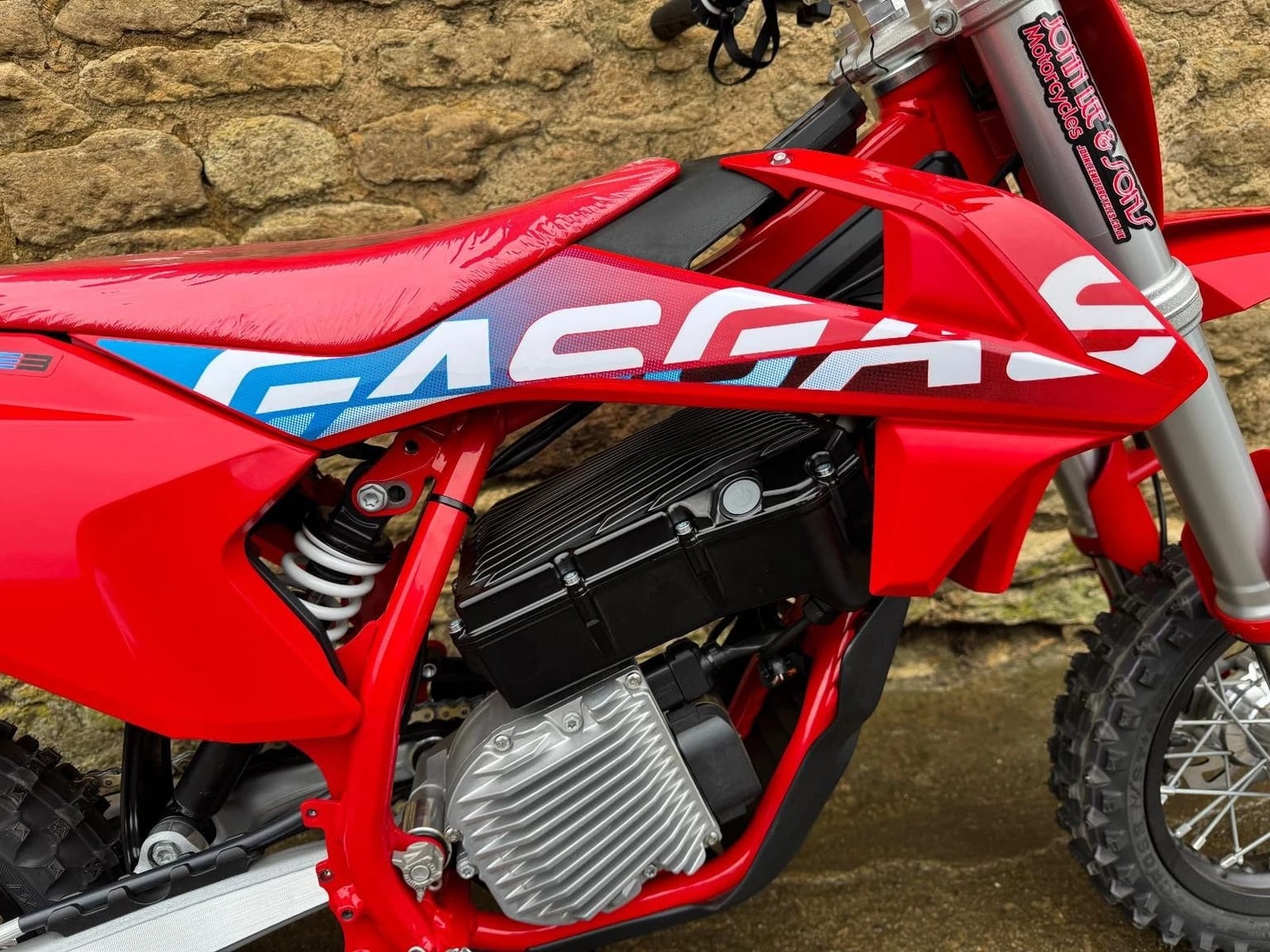 Gas Gas MC-E 3 Electric Kids Motocross Bike, New 2024 Model, Charger Included, Clearance - Image 3
