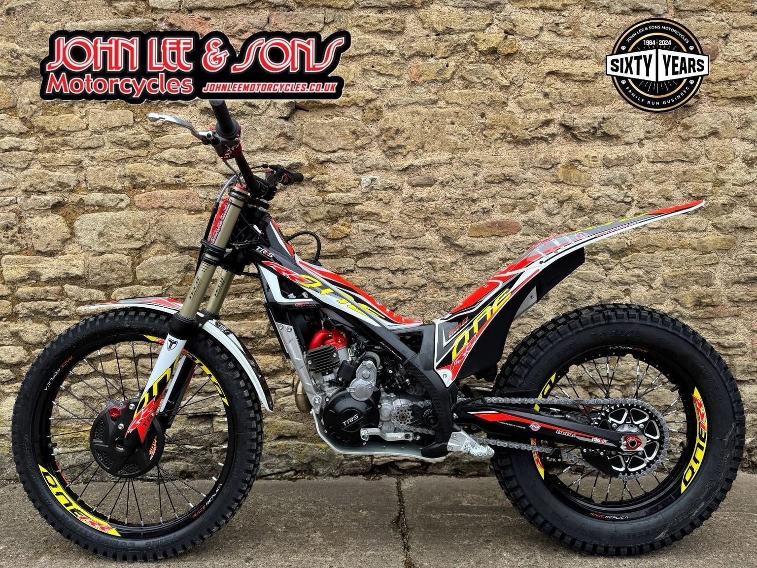 TRS ONE-RR 250cc E-Start, Fuel Injection, 2026 Model, In Stock & Ready - Image 2