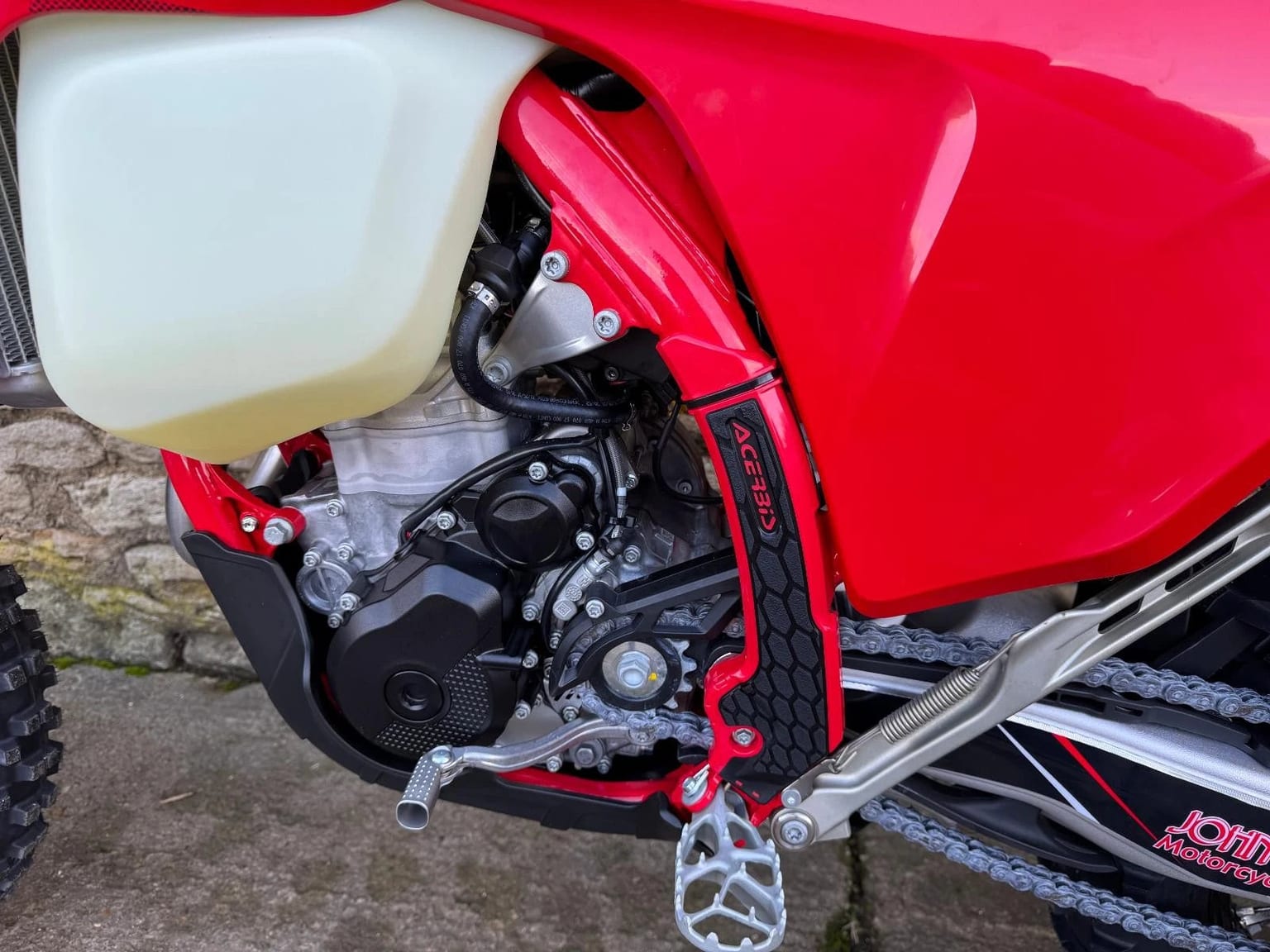 Gas Gas EC350F Enduro Bike, New 2026 Model, Ready To Race Edition - Image 4