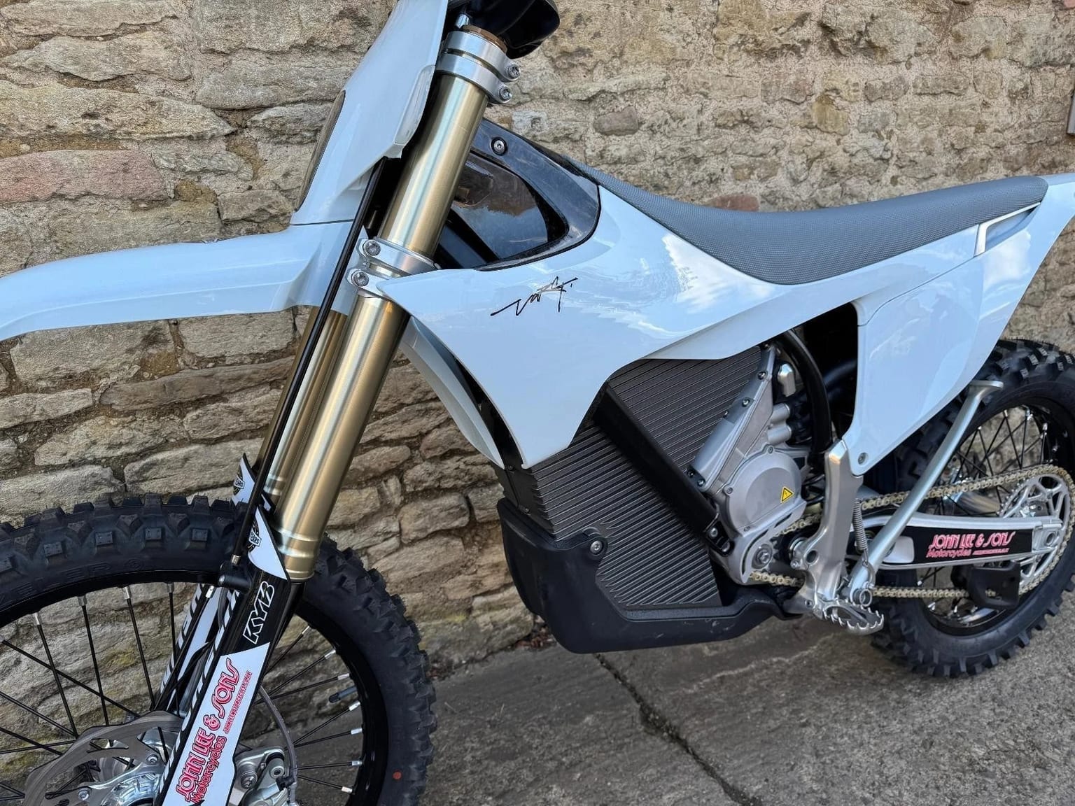 Stark Varg EX Electric Enduro Bike, New 2026 Model, White, 60HP Model, In Stock - Image 13