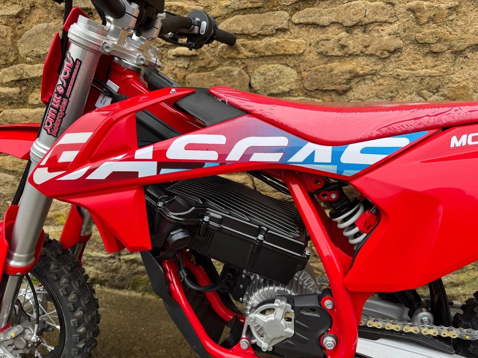 Gas Gas MC-E 3 Electric Kids Motocross Bike, New 2024 Model, Charger Included, Clearance - Image 6